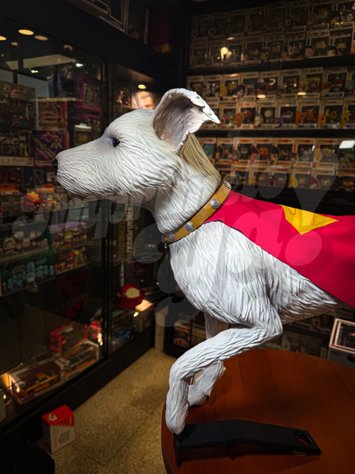 Krypto Estatua Escala 1:1 Impresa en 3D - Superman 2025